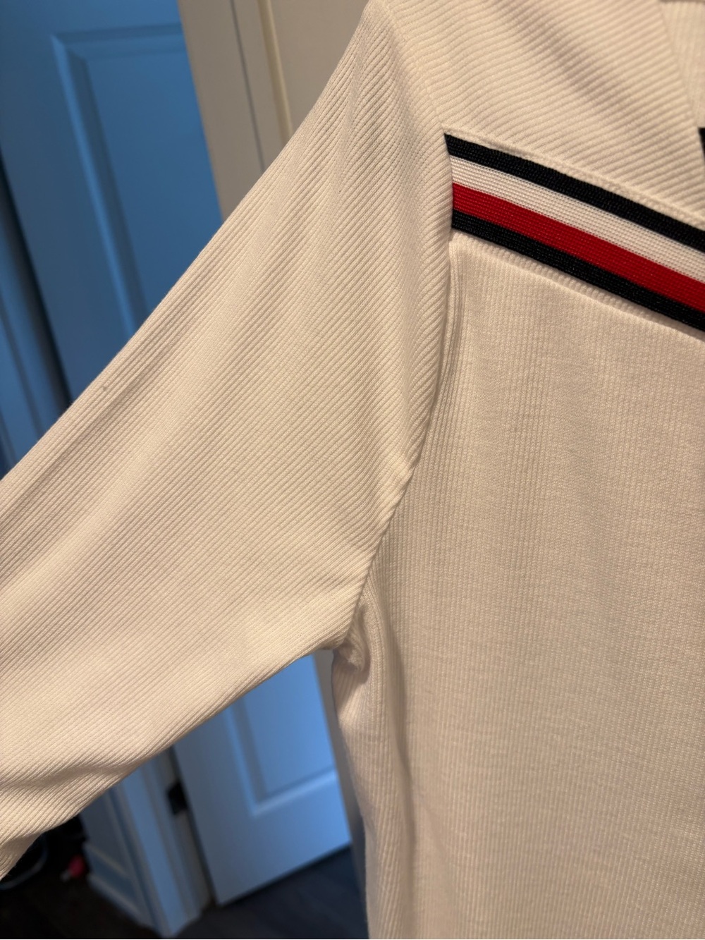 Tommy Hilfiger 3/4 Sleeve Ribbed V-Neck Tee - Picture 7 of 8